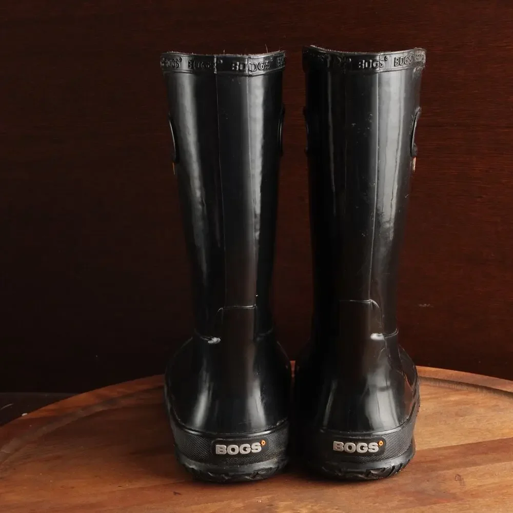 Bogs Rain Boots Youth Size 2 Black Waterproof Pull On Chore Outdoor Utility Flat